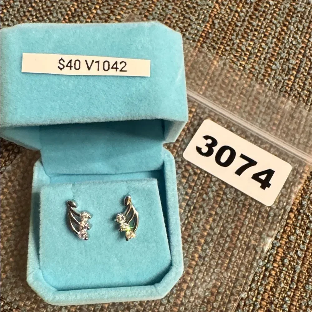 N/A 3074 swarovski